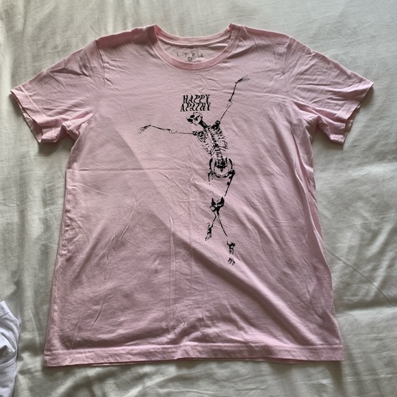 Graphic tee "Happy apathy" - Picture 1 of 2